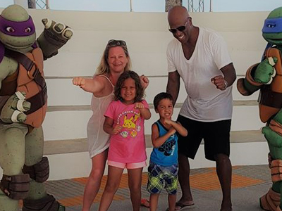Heather Leedham and Family, Travel Agent